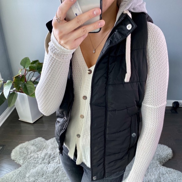 ◾️LEO Quilted Puffer Vest Black - Picture 6 of 7